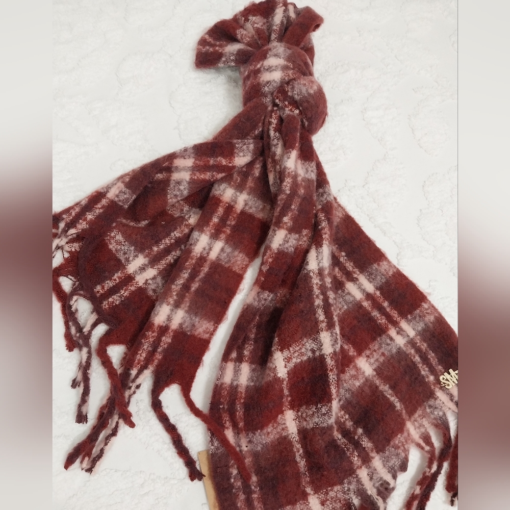 Steven Maiden scarf,wine color new